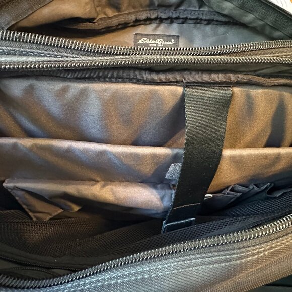 Eddie Bauer expandable briefcase - Picture 4 of 8